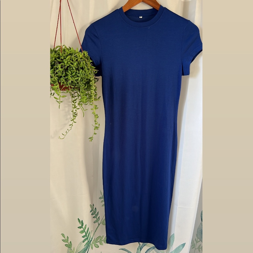 T-Shirt Dress Size Small * GREAT FOR TALL PEOPLE!*